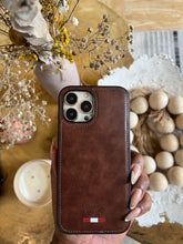 Load image into Gallery viewer, LUXURY LEATHER PHONECASE (BROWN)