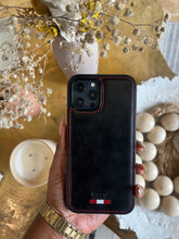 Load image into Gallery viewer, LUXURY LEATHER PHONECASE (BLACK)
