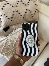 Load image into Gallery viewer, Monochrome clock popsocket case.