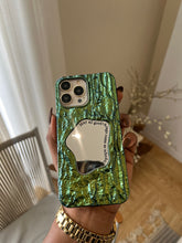 Load image into Gallery viewer, Gorgeous Green laser mirror case