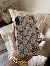 Load image into Gallery viewer, Luxury case with Card slot