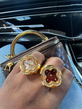 Load image into Gallery viewer, The Clover Timepiece Rings