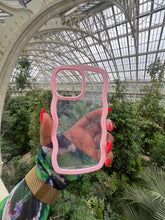 Load image into Gallery viewer, Pink Transparent wavy case π