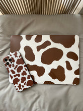 Load image into Gallery viewer, COWPRINT CASE with matching keyboard cover ✨