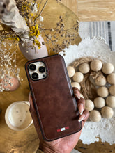 Load image into Gallery viewer, LUXURY LEATHER PHONECASE (BROWN)
