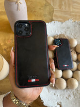 Load image into Gallery viewer, LUXURY LEATHER PHONECASE (BLACK)