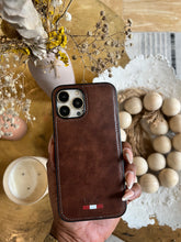 Load image into Gallery viewer, LUXURY LEATHER PHONECASE (BROWN)