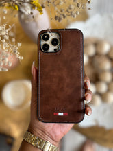 Load image into Gallery viewer, LUXURY LEATHER PHONECASE (BROWN)