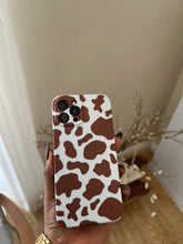 Load image into Gallery viewer, Cow print phone case