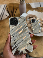 Load image into Gallery viewer, Luxury Gorgeous sliver  wavy case