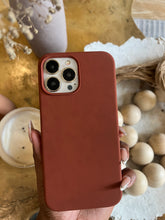 Load image into Gallery viewer, Premium Brown silicone case