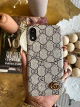 Load image into Gallery viewer, Luxury case with Card slot