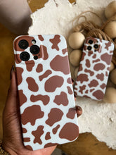 Load image into Gallery viewer, Cow print phone case