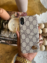 Load image into Gallery viewer, Luxury case with Card slot