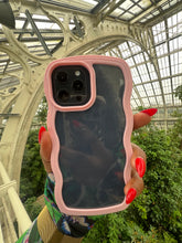 Load image into Gallery viewer, Pink Transparent wavy case π