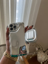 Load image into Gallery viewer, Luxury sliver case (can be bought with or without the popsocket)