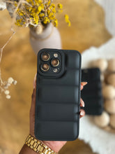 Load image into Gallery viewer, Black Puffer case
