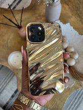 Load image into Gallery viewer, Gorgeous Gold wavy case