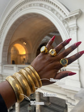 Load image into Gallery viewer, Premium Gold stainless steel bracelets ✨