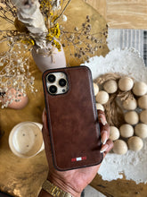 Load image into Gallery viewer, LUXURY LEATHER PHONECASE (BROWN)