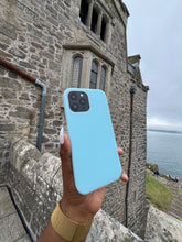Load image into Gallery viewer, Baby blue Premium silicone apple case