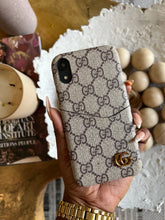 Load image into Gallery viewer, Luxury case with Card slot