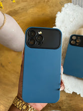 Load image into Gallery viewer, Clean 2 toned shockproof silicone case