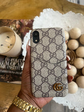 Load image into Gallery viewer, Luxury case with Card slot