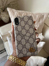 Load image into Gallery viewer, Luxury case with Card slot