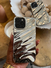 Load image into Gallery viewer, Luxury Gorgeous sliver  wavy case