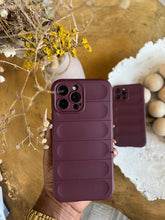 Load image into Gallery viewer, Maroon Soft 3D Stripe case