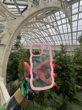 Load image into Gallery viewer, Pink Transparent wavy case π