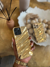 Load image into Gallery viewer, Gorgeous Gold wavy case