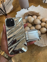 Load image into Gallery viewer, Luxury Gorgeous sliver  wavy case