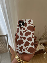 Load image into Gallery viewer, Cow print phone case