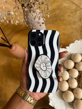 Load image into Gallery viewer, Monochrome clock popsocket case.