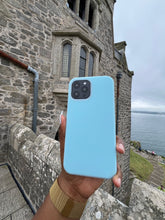 Load image into Gallery viewer, Baby blue Premium silicone apple case