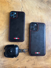 Load image into Gallery viewer, LUXURY LEATHER PHONECASE (BLACK)