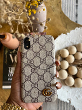 Load image into Gallery viewer, Luxury case with Card slot