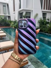Load image into Gallery viewer, Purple 3D wave case with holder