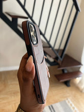 Load image into Gallery viewer, Leather card slot case (DARK BROWN) no