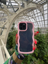 Load image into Gallery viewer, Pink Transparent wavy case π