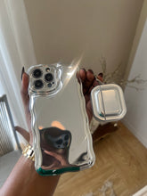 Load image into Gallery viewer, Luxury sliver case (can be bought with or without the popsocket)
