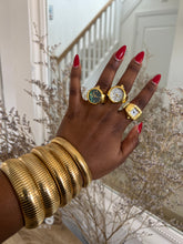 Load image into Gallery viewer, Premium Gold stainless steel bracelets ✨
