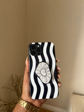 Load image into Gallery viewer, Monochrome clock popsocket case.