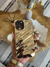 Load image into Gallery viewer, Gorgeous Gold wavy case