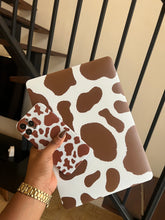 Load image into Gallery viewer, COWPRINT CASE with matching keyboard cover ✨