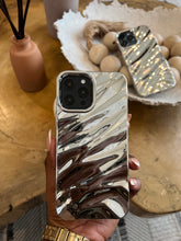 Load image into Gallery viewer, Luxury Gorgeous sliver  wavy case