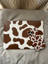 Load image into Gallery viewer, Cow print phone case