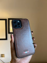 Load image into Gallery viewer, LUXURY LEATHER PHONECASE (BROWN)